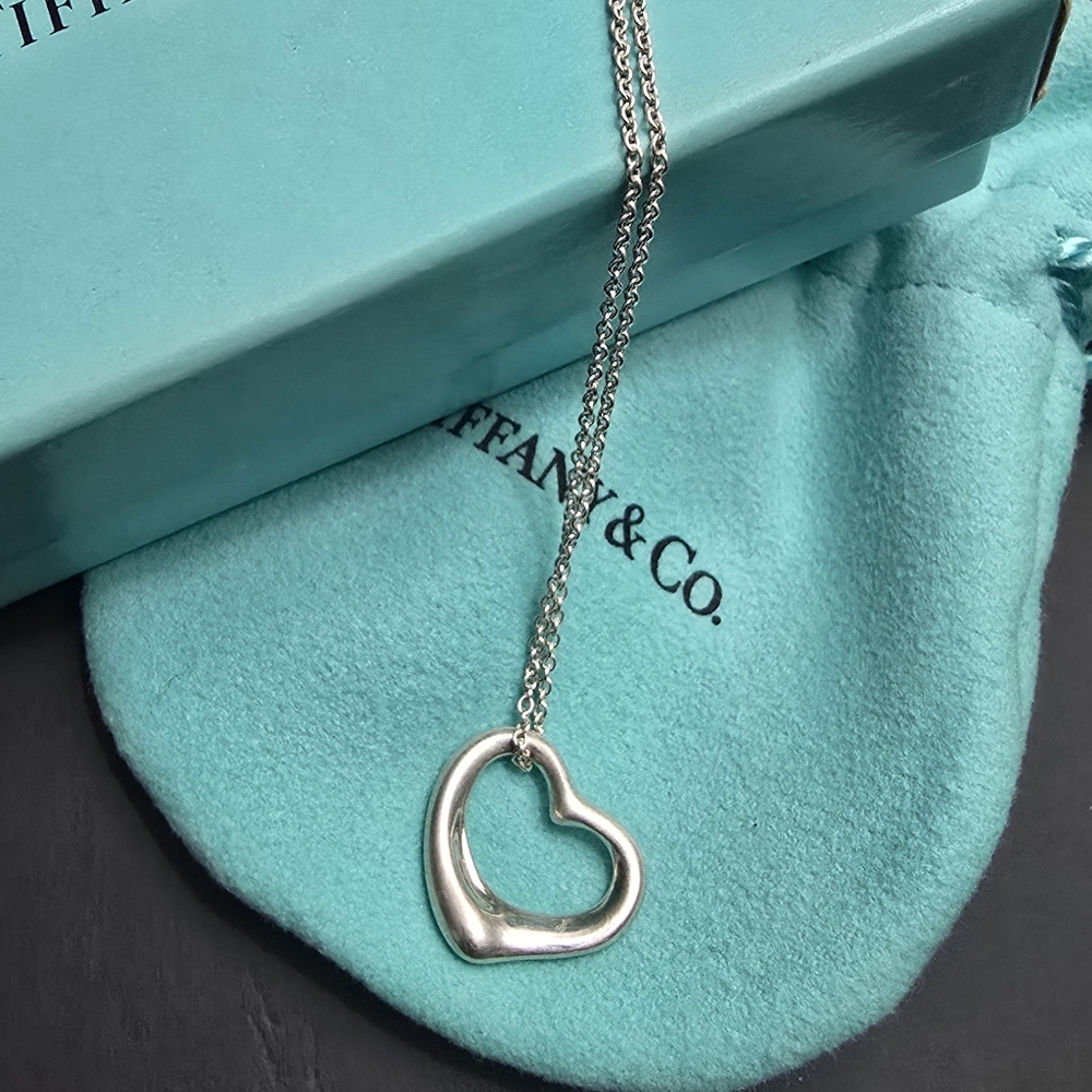 - Tiffany & Open Heart Pendant. 16" Chain
